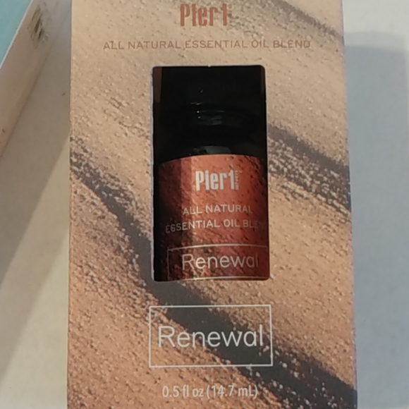 Essential Oils Handbook plus Oil - Picture 4 of 4